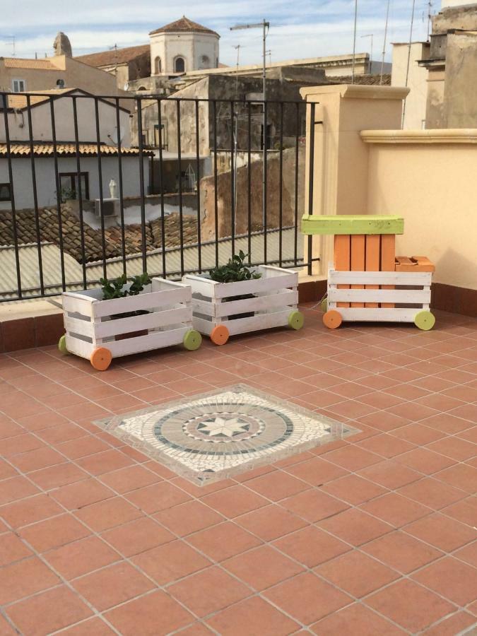 La Terrazza Sul Vicolo Acomodação com café da manhã Syracuse Exterior foto